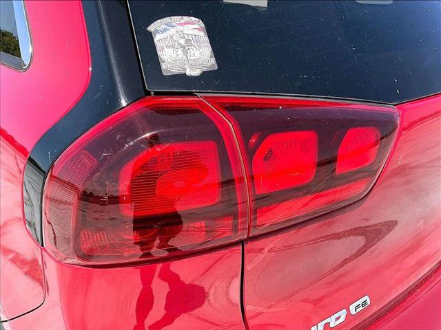 Used 2017 Kia Niro FE FWD image 30