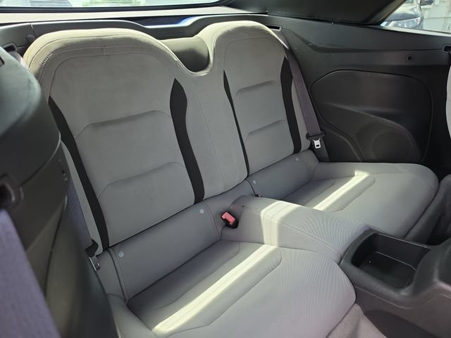 Used 2021 Chevrolet Camaro LT RWD image 10