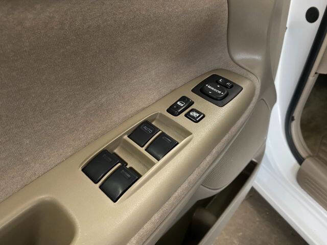 Used 2003 Toyota Camry LE image 10