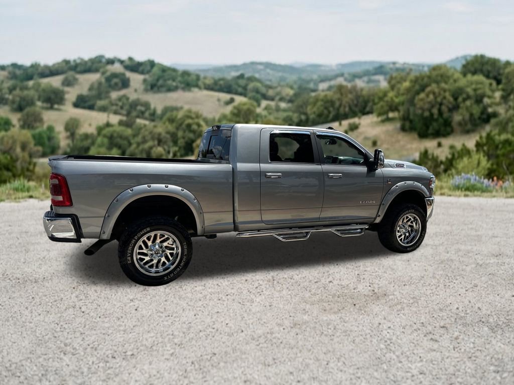 Used 2023 RAM 2500 Laramie AWD/4WD image 9