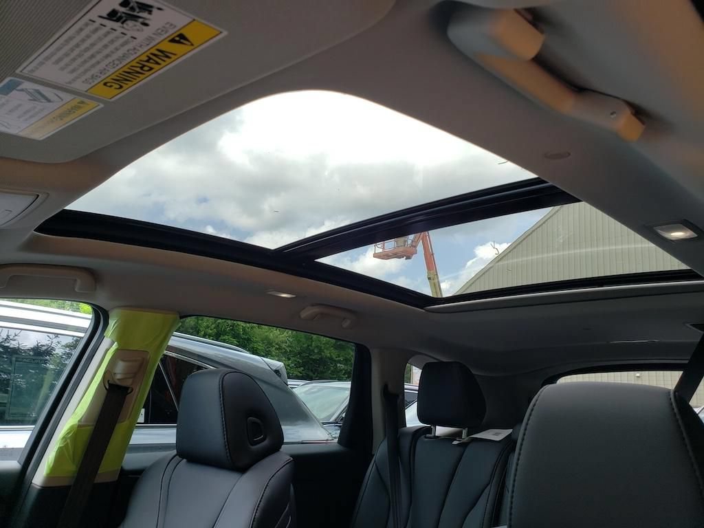 New 2026 Acura MDX SH-AWD image 14
