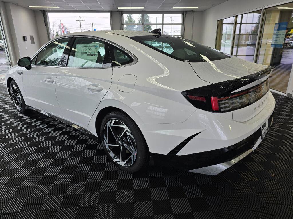 New 2026 Hyundai Sonata SEL AWD/4WD image 5