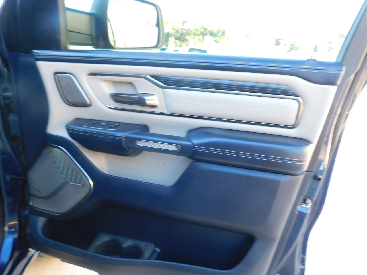 Used 2019 RAM 1500 Limited image 23