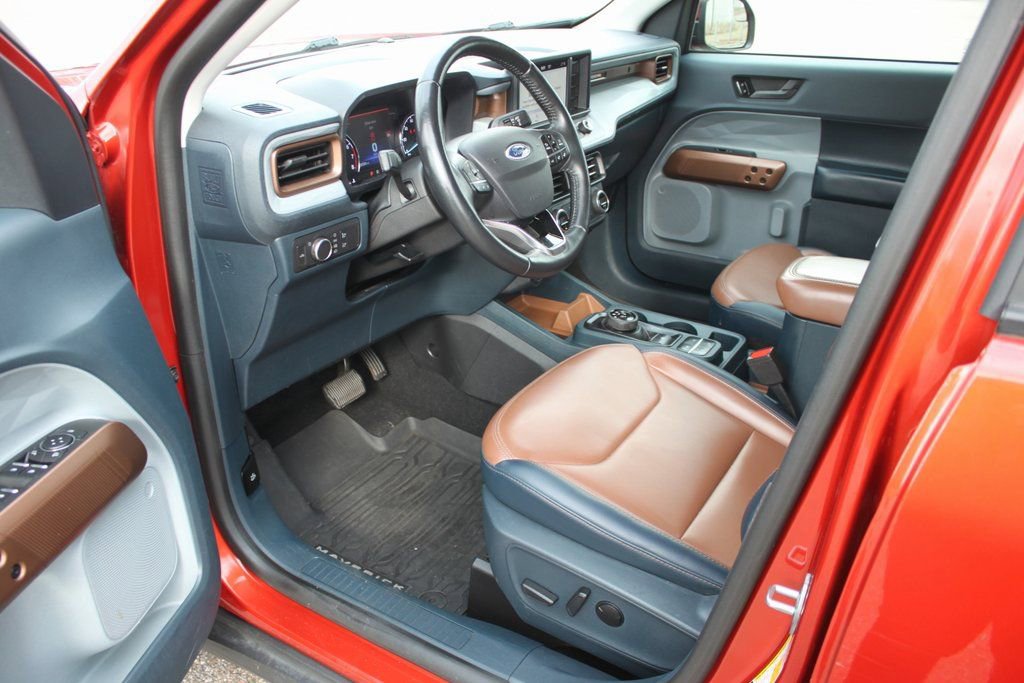 Used 2022 Ford Maverick Lariat FWD image 11