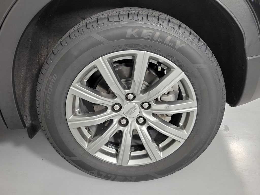Used 2021 Cadillac XT4 Premium Luxury w/ Driver Awareness Package FWD image 10