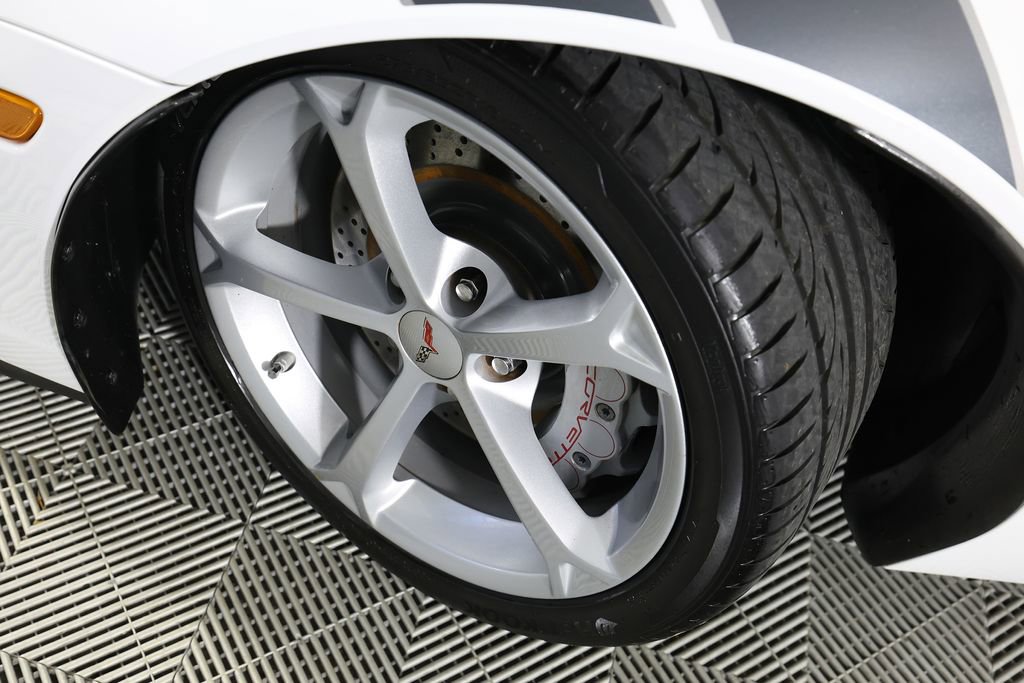 Used 2011 Chevrolet Corvette Grand Sport w/ Preferred Equipment Group RWD image 43