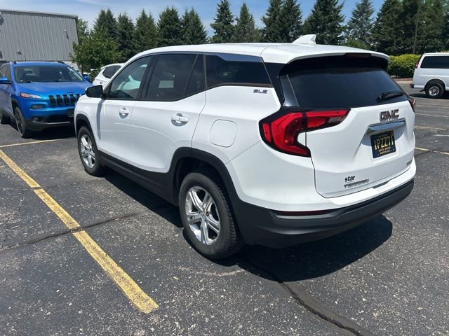 Used 2018 GMC Terrain SLE AWD/4WD image 2