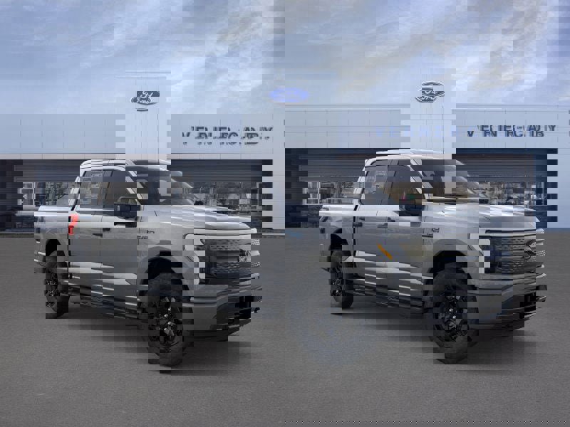New 2025 Ford F150 Lightning XLT image 7