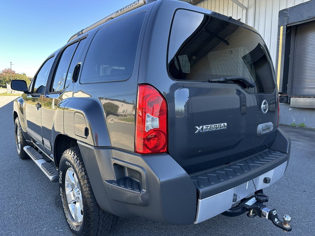 Used 2012 Nissan Xterra S w/ Value Package image 3