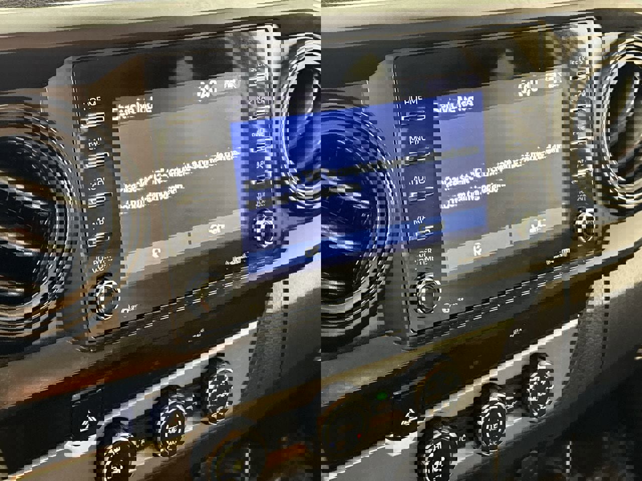 Used 2023 Toyota Tacoma SR image 16