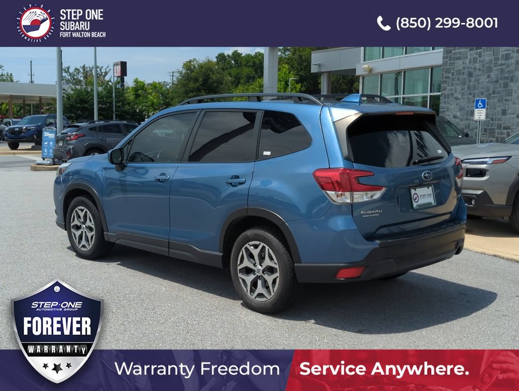 Used 2022 Subaru Forester Premium w/ Popular Package #2 AWD/4WD image 5