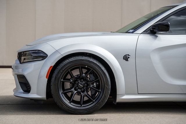 Used 2023 Dodge Charger SRT Hellcat w/ Harman/Kardon Audio Group RWD image 4