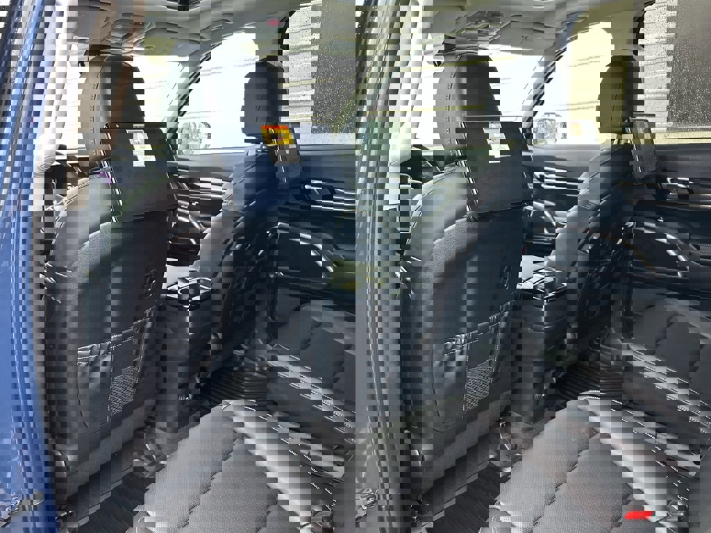 New 2025 Kia Telluride S image 13