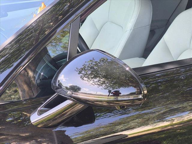 Used 2022 Porsche Macan S AWD/4WD image 14