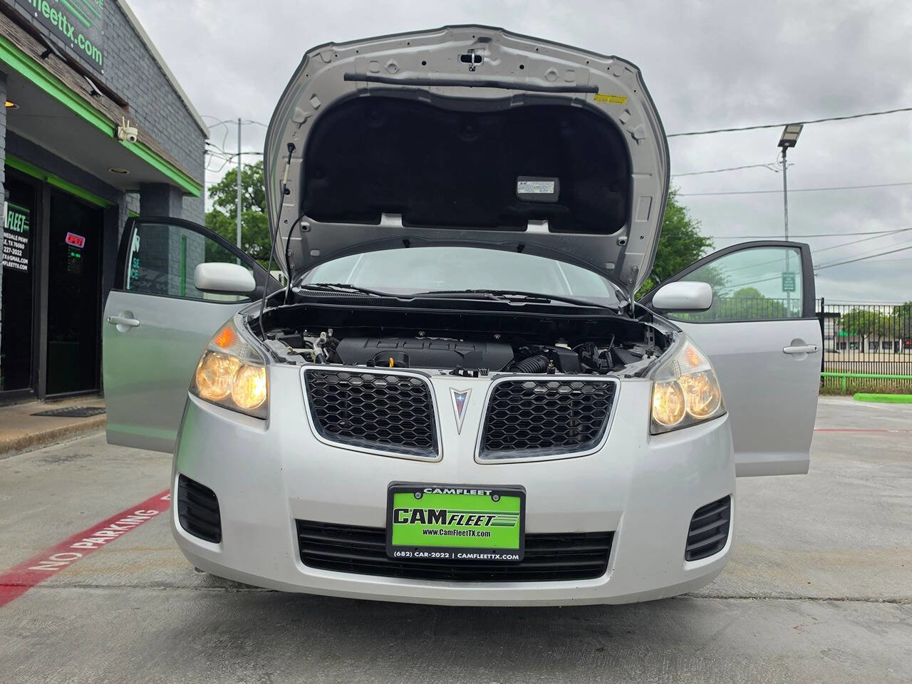 Used 2009 Pontiac Vibe w/ Preferred Package FWD image 56