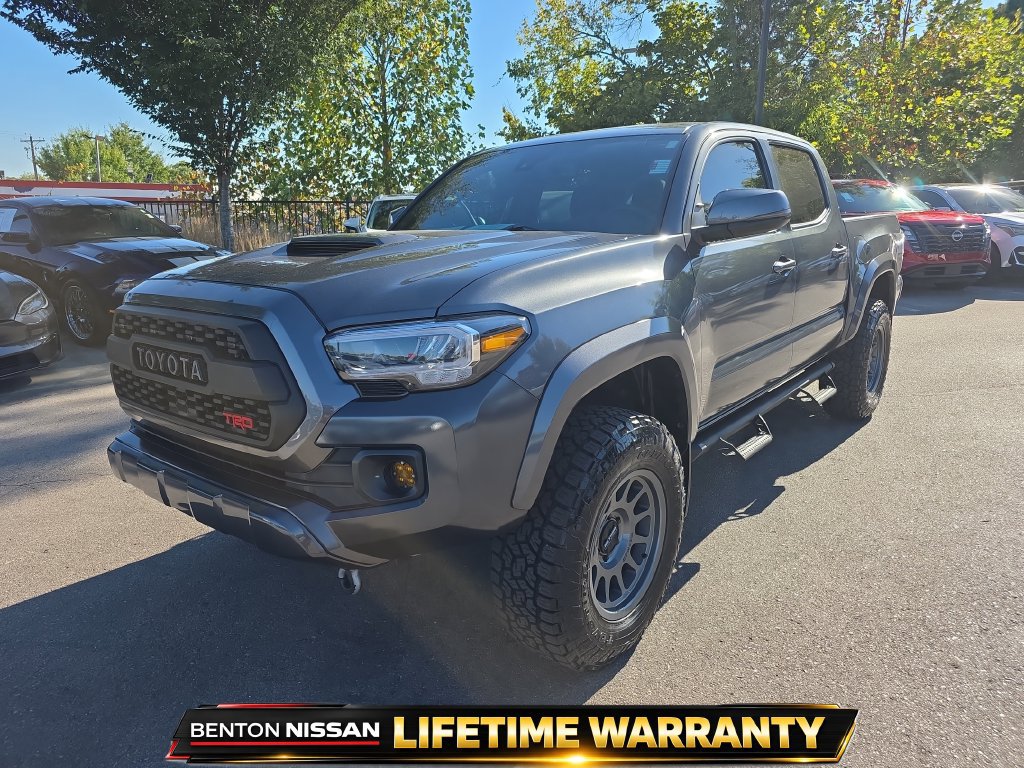 Used 2022 Toyota Tacoma TRD Sport w/ Technology Package AWD/4WD image 7