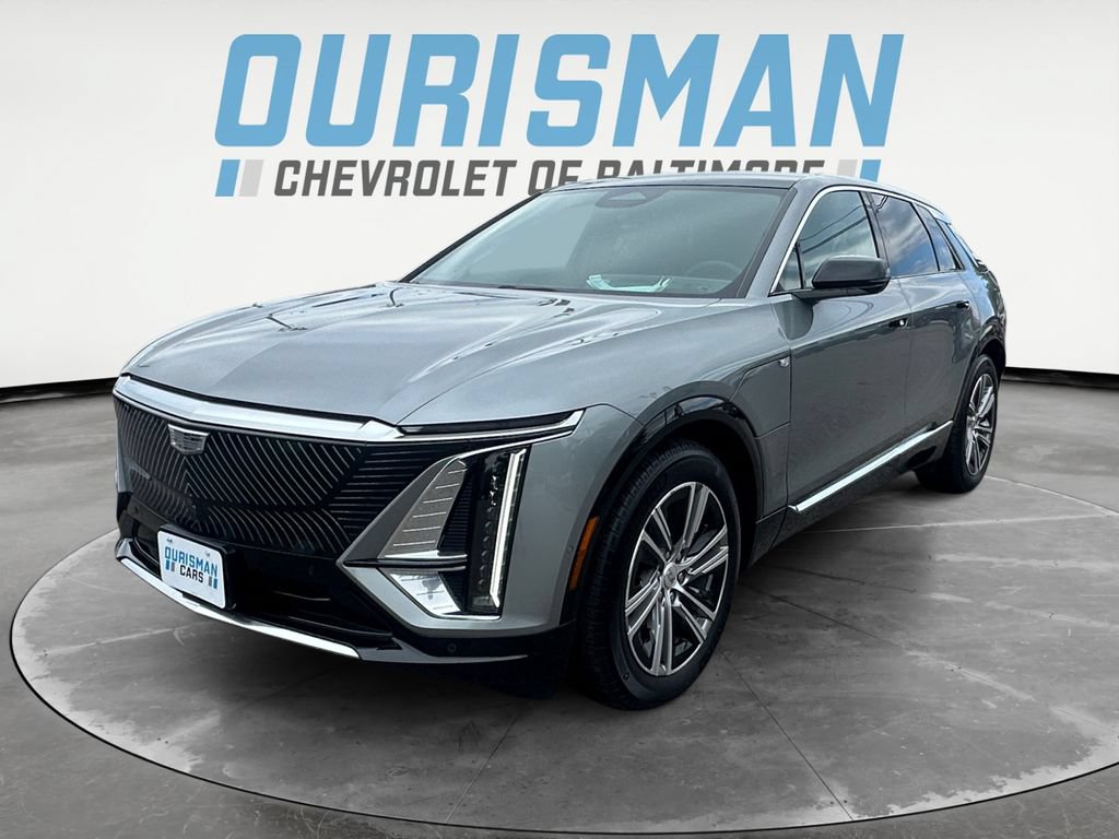 Used 2024 Cadillac Lyriq Luxury AWD/4WD image 2