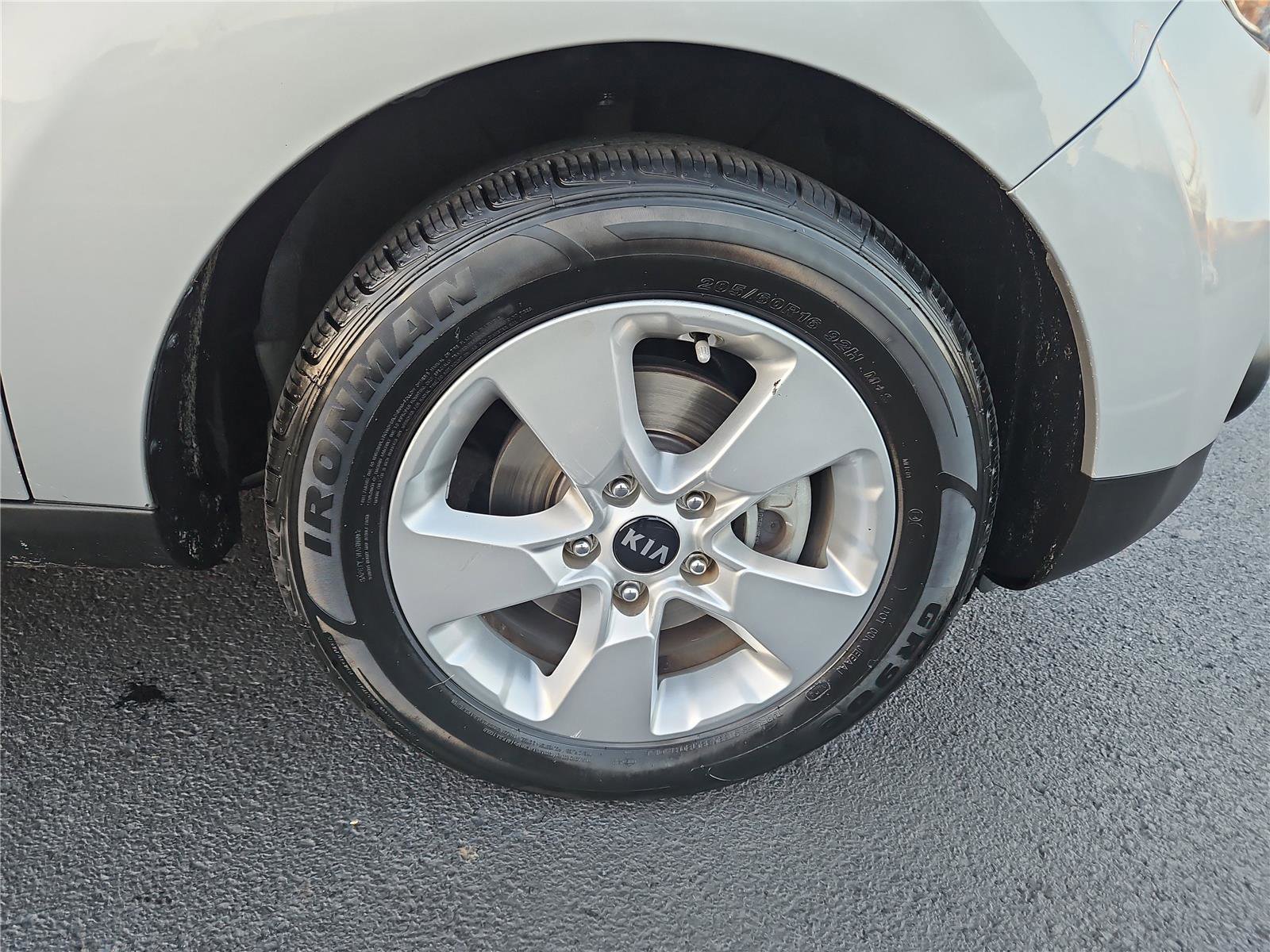 Used 2019 Kia Soul image 11