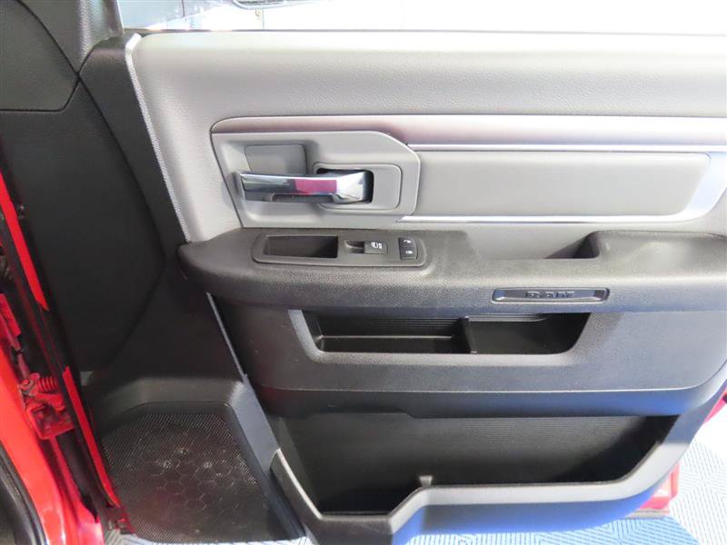 Used 2023 RAM 1500 Classic SLT w/ Trailer & Traction Group AWD/4WD image 31