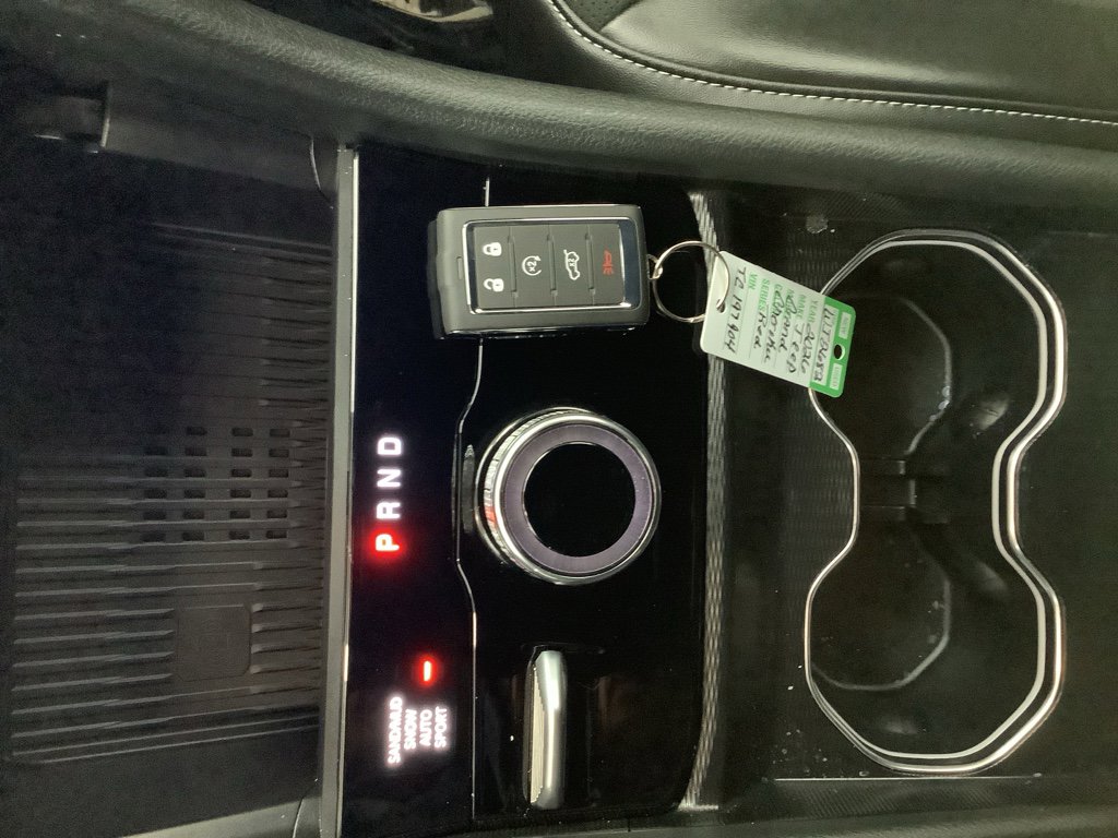 New 2026 Jeep Grand Cherokee Altitude image 22