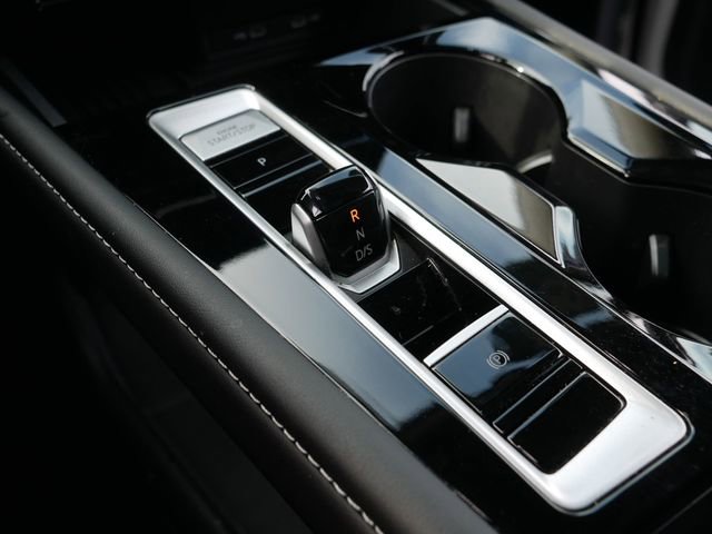 Certified 2025 Volkswagen Atlas SE w/ Panoramic Sunroof Package image 31