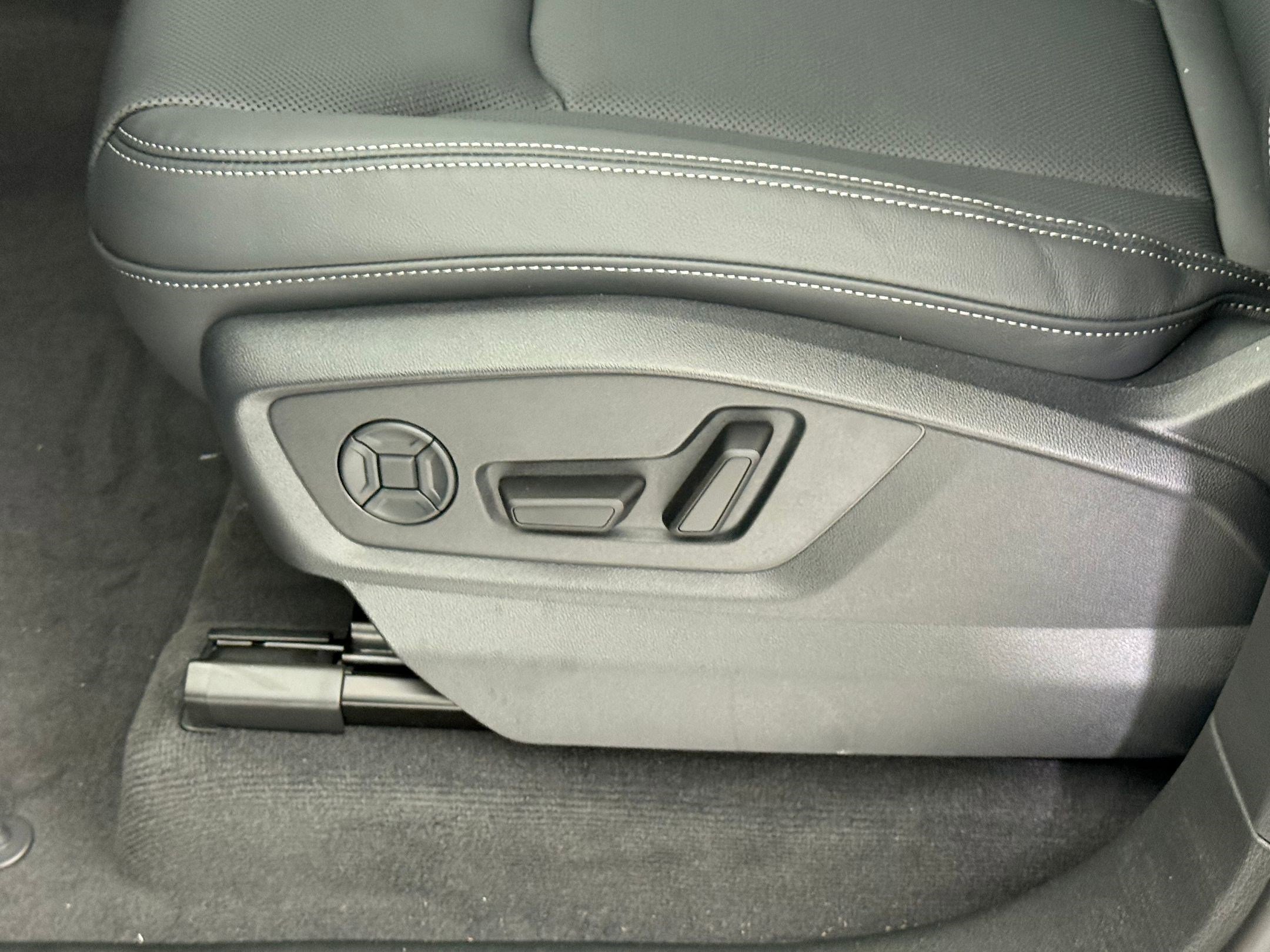 New 2026 Audi Q7 3.0T Premium Plus AWD/4WD image 15