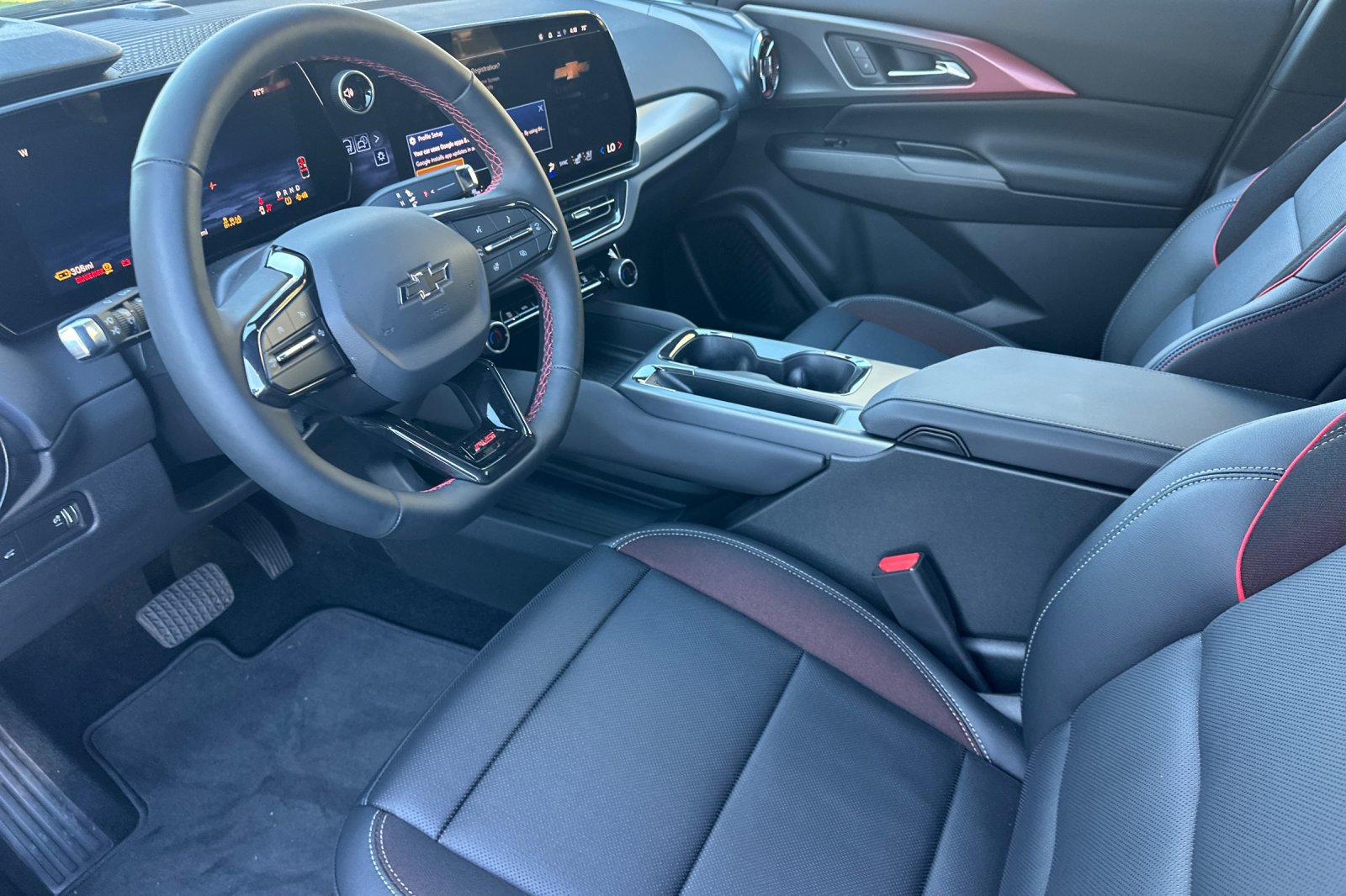 New 2026 Chevrolet Equinox EV RS w/ Convenience Package II FWD image 10