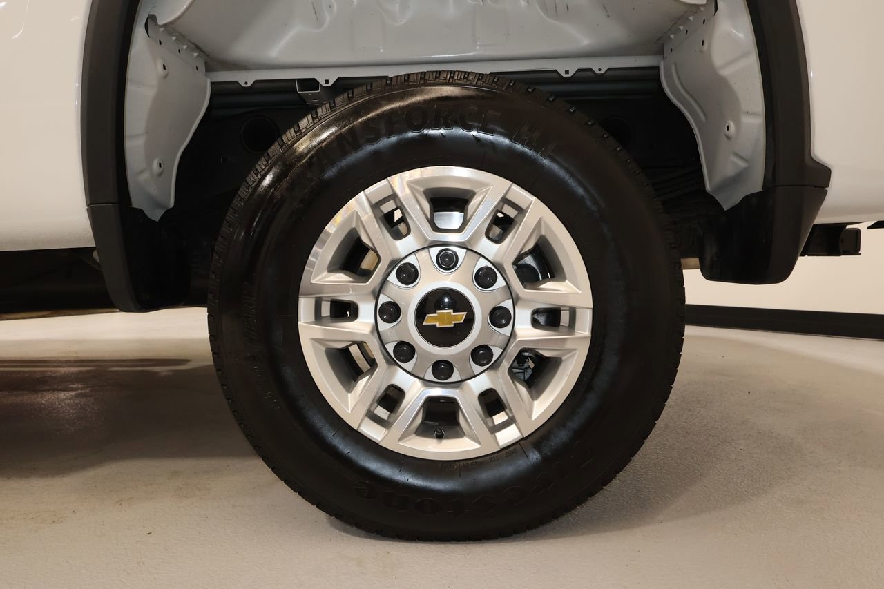 Certified 2025 Chevrolet Silverado 2500 LT w/ Convenience Package image 33
