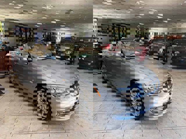 Used 2013 BMW 328i Convertible RWD image 15