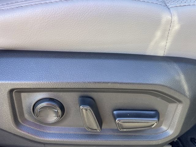 Used 2023 Toyota Sequoia Limited image 28