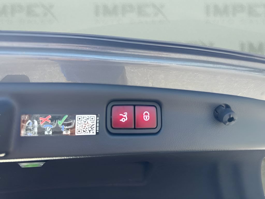 Used 2024 Mercedes-Benz C 43 AMG 4MATIC Sedan image 20
