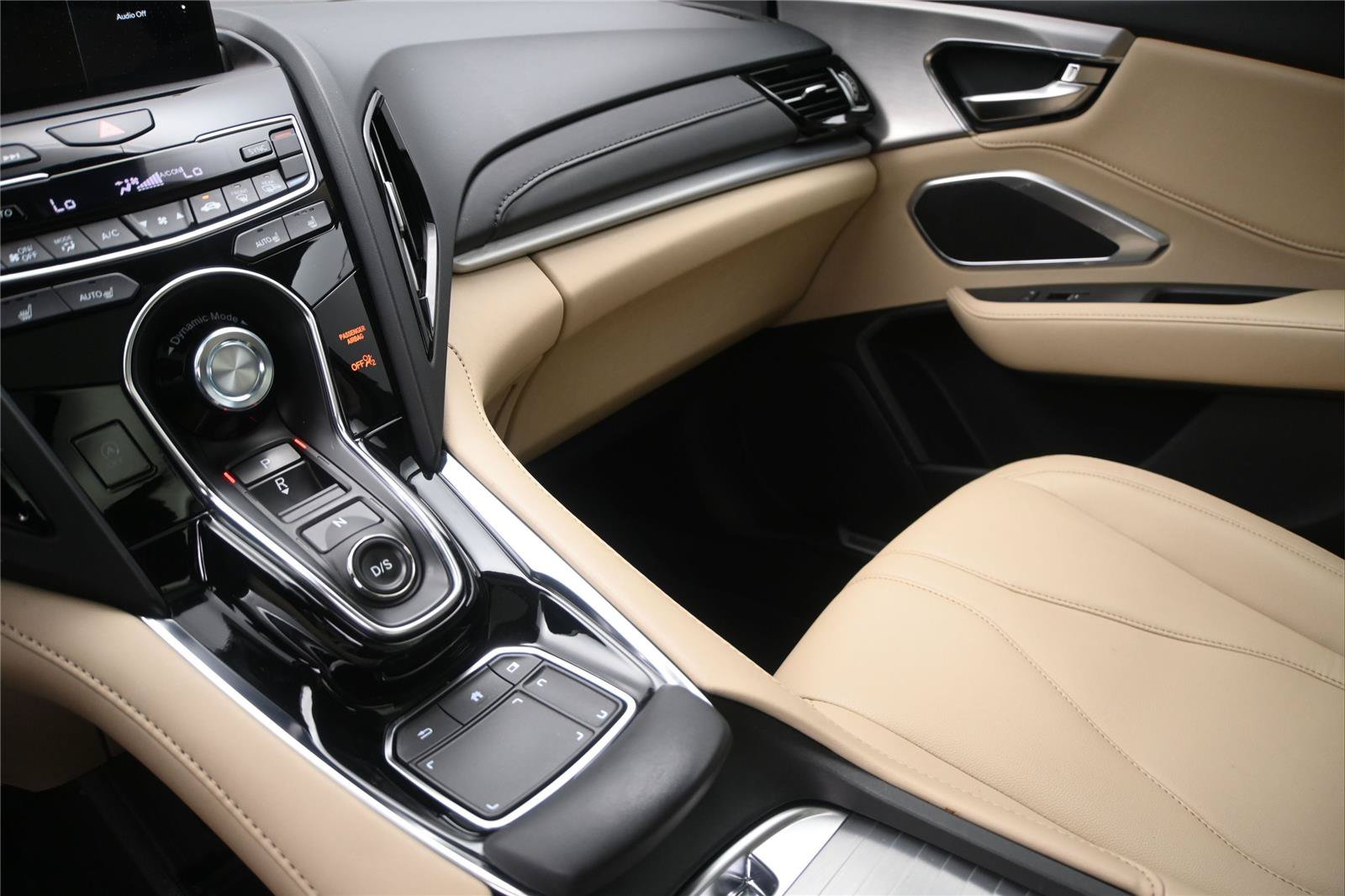 Certified 2024 Acura RDX SH-AWD image 4