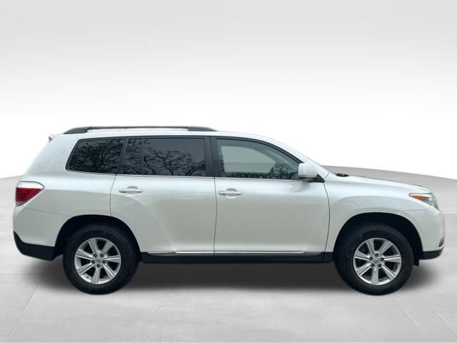 Used 2013 Toyota Highlander SE AWD/4WD image 6