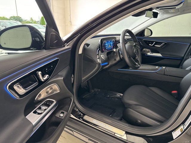 Used 2025 Mercedes-Benz E 450 4MATIC All-Terrain Wagon image 17