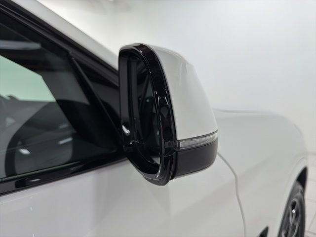 Certified 2024 BMW X4 xDrive30i w/ M Sport Package image 26