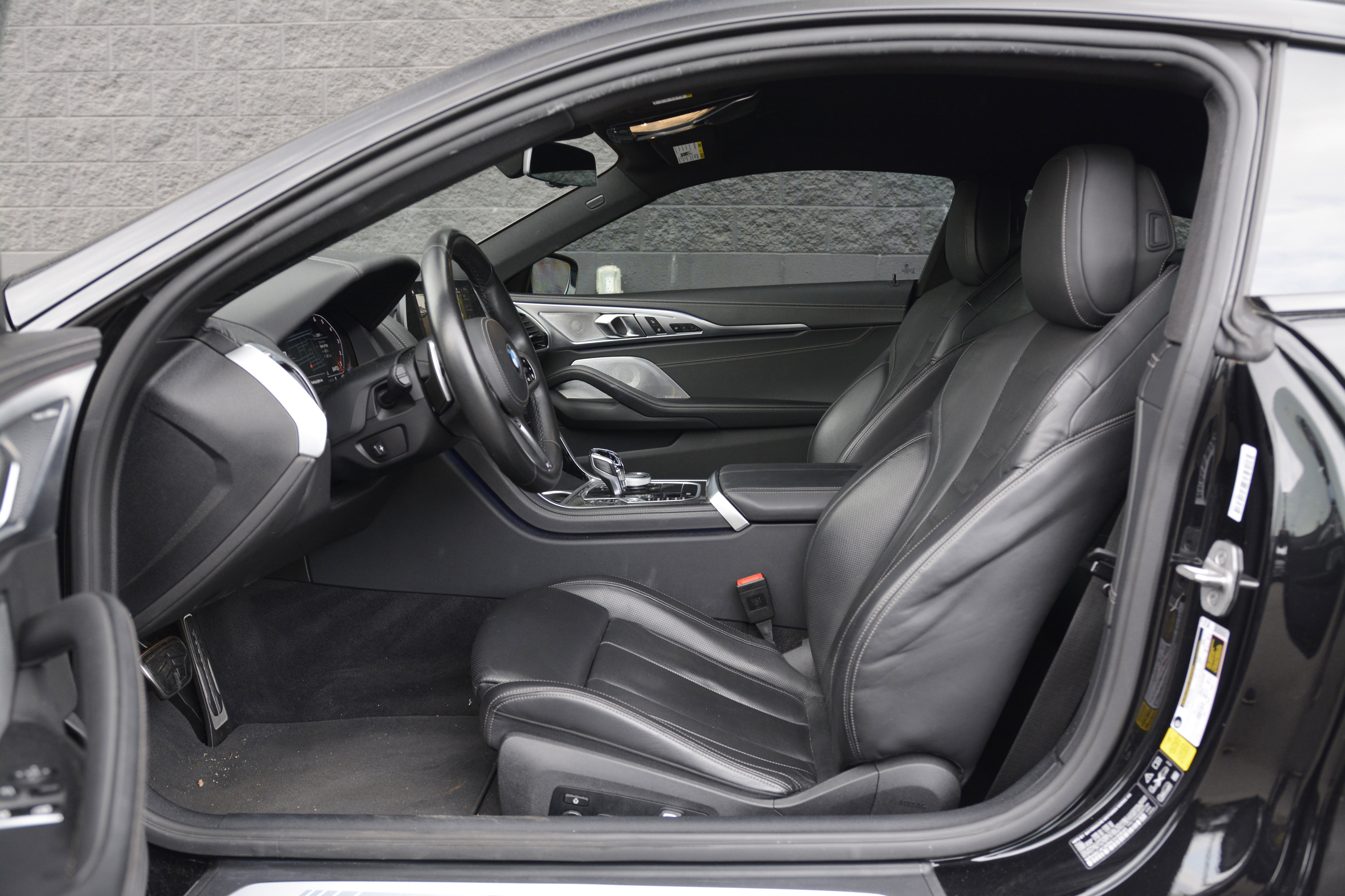 Used 2022 BMW M850i xDrive Coupe w/ Driving Assistance Package AWD/4WD image 15