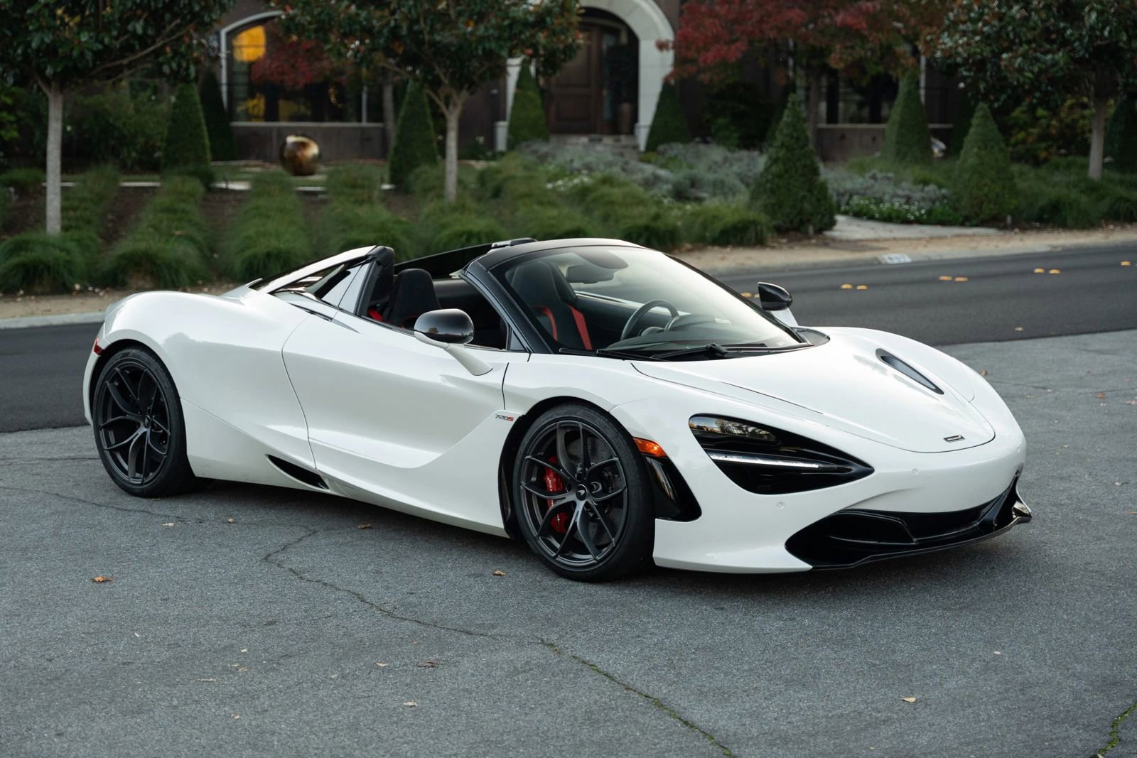 Used 2021 McLaren 720S Spider image 29