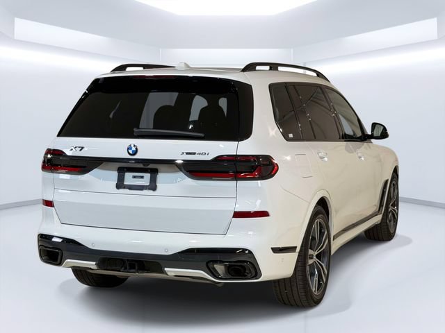 Used 2024 BMW X7 xDrive40i w/ Executive Package AWD/4WD image 7