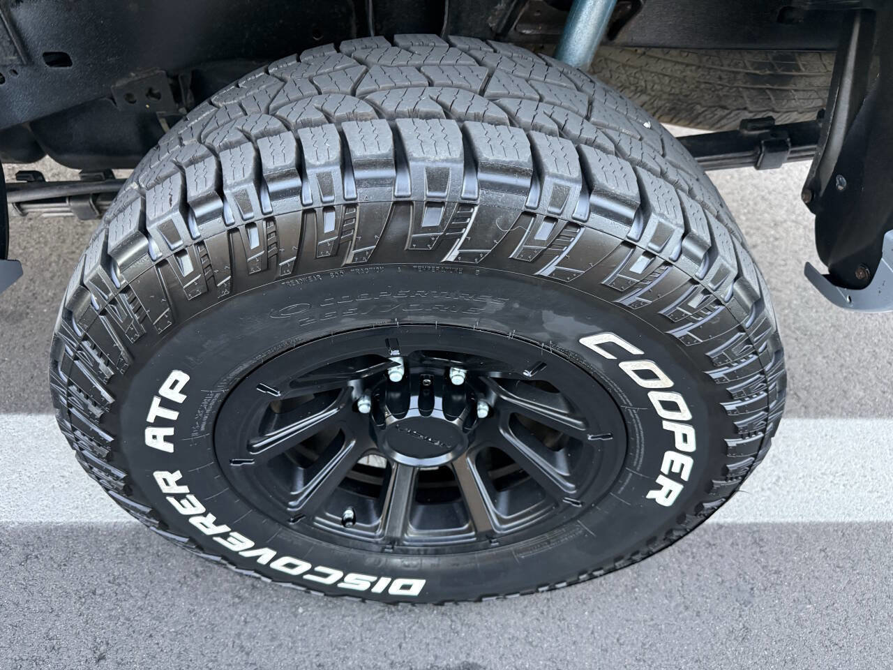 Used 2010 Toyota Tacoma V6 4x4 4dr Double Cab 5.0 ft S image 11