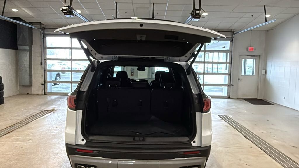 New 2026 GMC Acadia Elevation w/ Elevation Premium Package AWD/4WD image 16