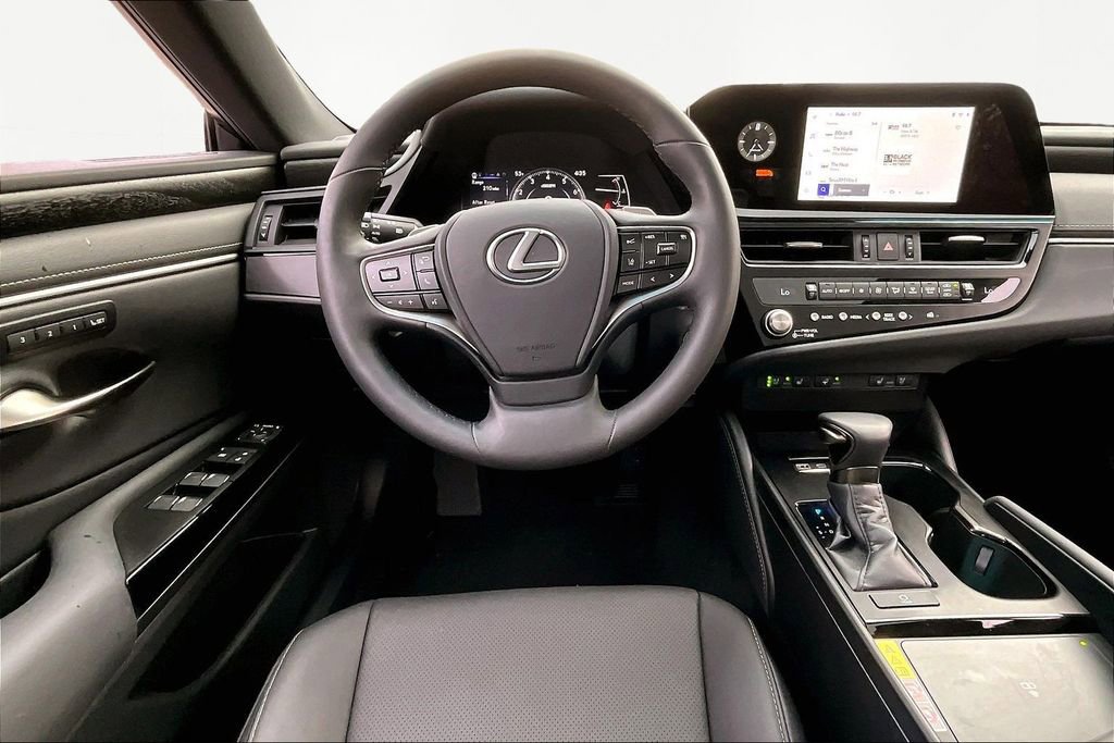 Used 2024 Lexus ES 350 w/ Premium Package image 9