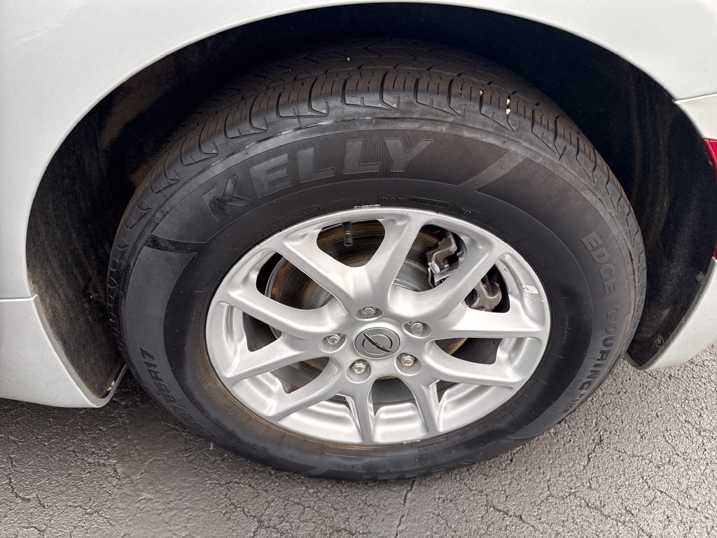 Used 2024 Chrysler Pacifica Touring-L FWD image 26
