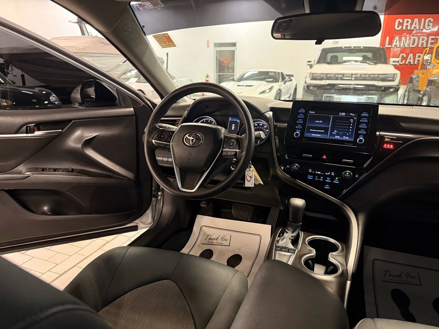 Used 2022 Toyota Camry LE image 27