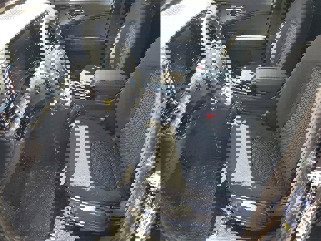 New 2025 Kia Sportage LX image 5