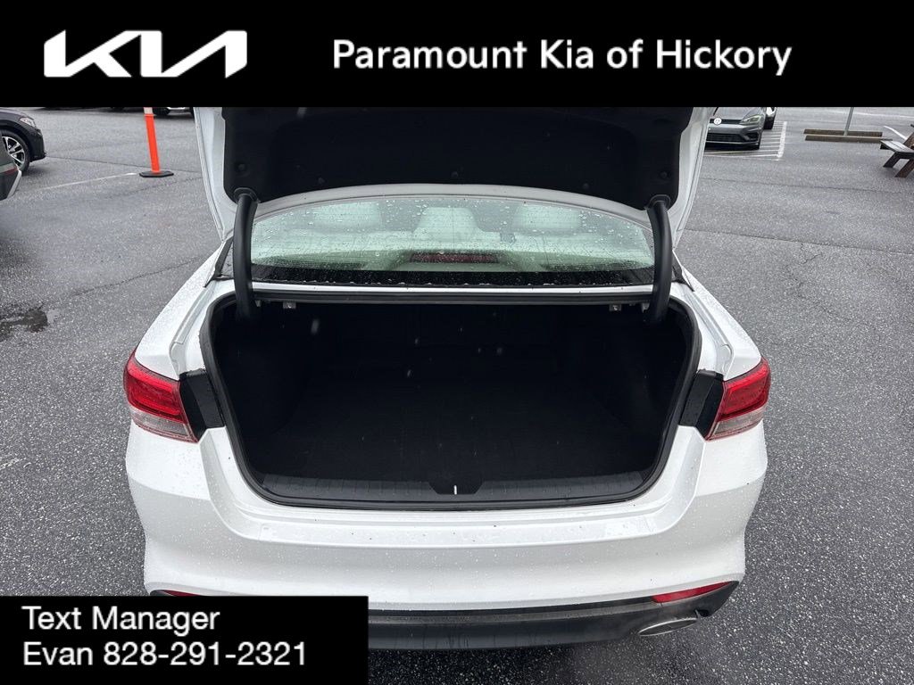 Used 2016 Kia Optima LX w/ Option Group 014 image 10