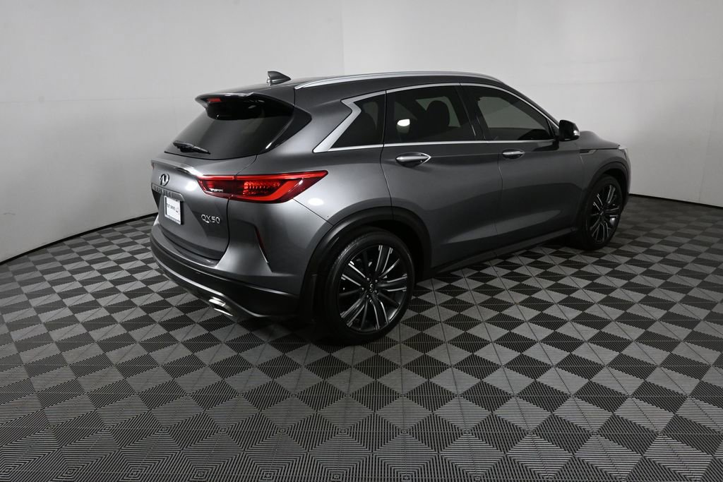 Used 2021 INFINITI QX50 Luxe w/ Appearance Package FWD image 26