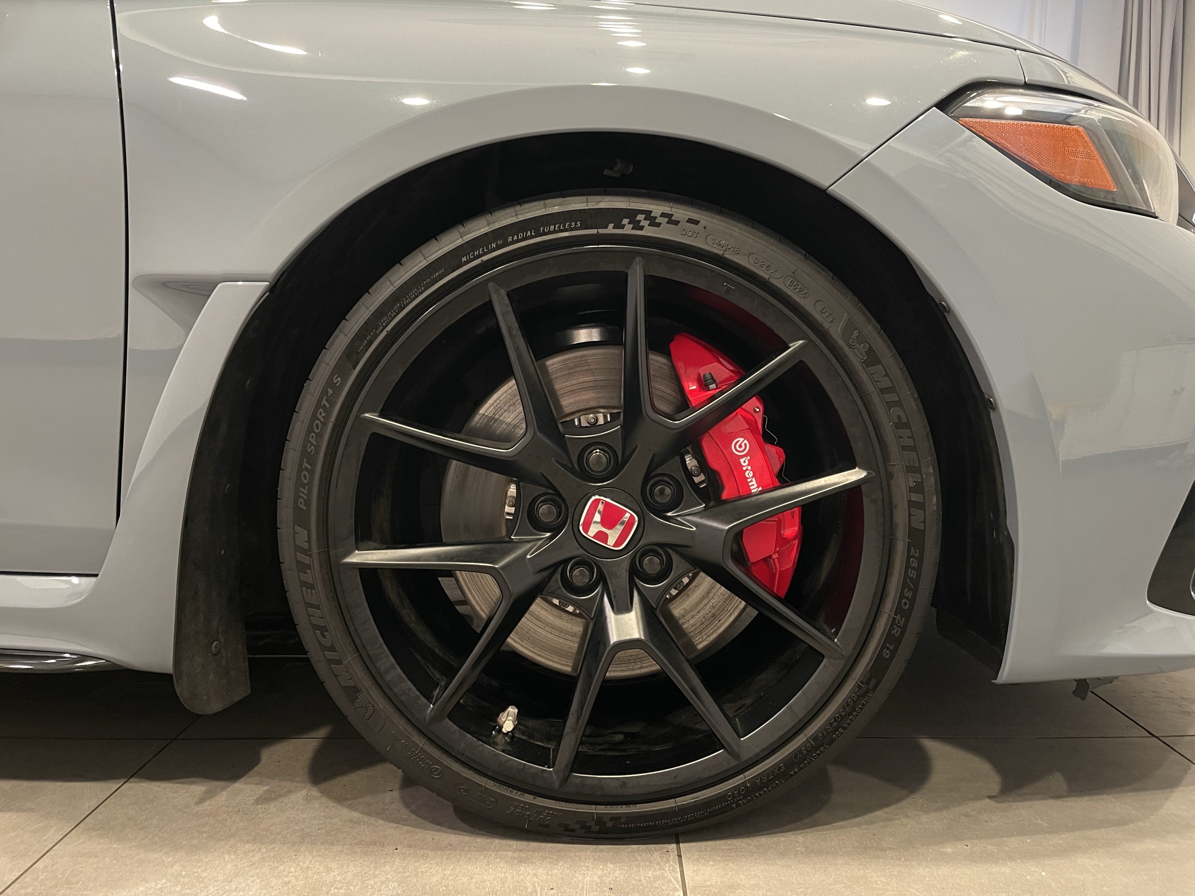 Used 2025 Honda Civic Type R image 10