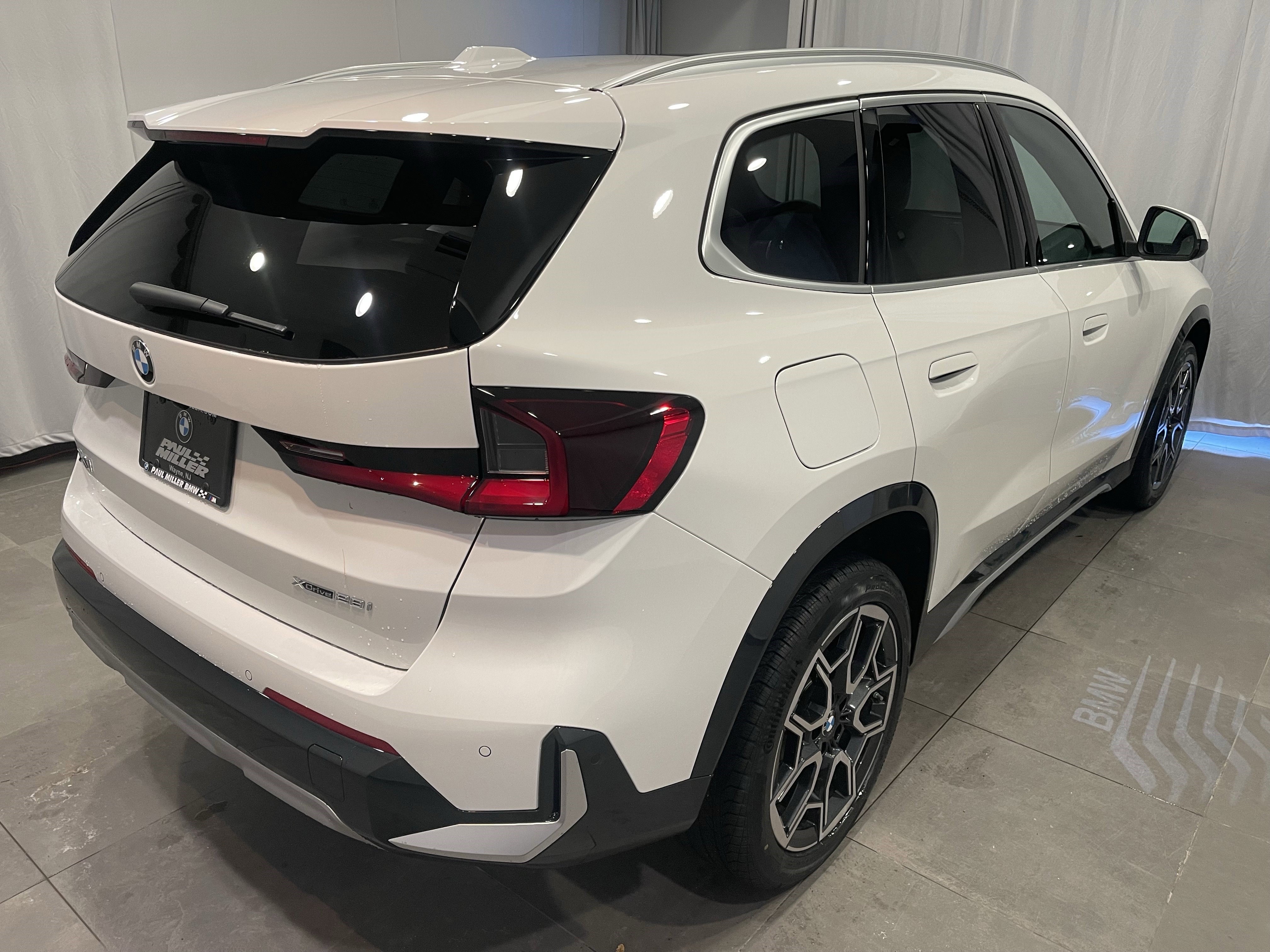 New 2026 BMW X1 xDrive28i w/ Convenience Package AWD/4WD image 6