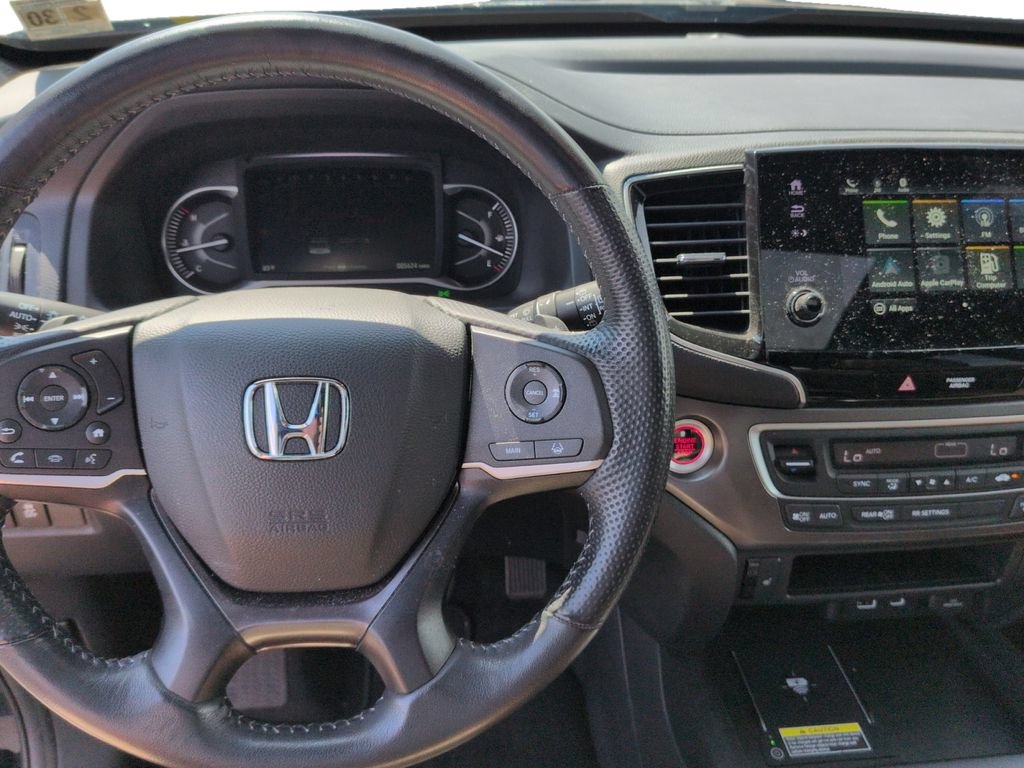 Used 2025 Honda Passport EX-L image 15