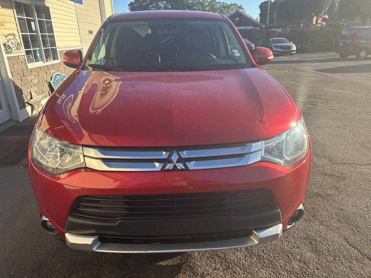 Used 2015 Mitsubishi Outlander SE image 8